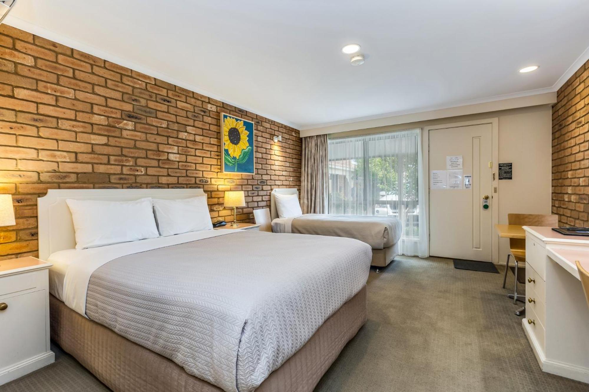 Golden Square Motor Inn Bendigo Extérieur photo