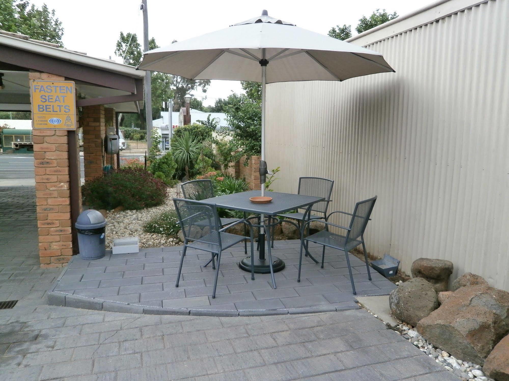 Golden Square Motor Inn Bendigo Extérieur photo